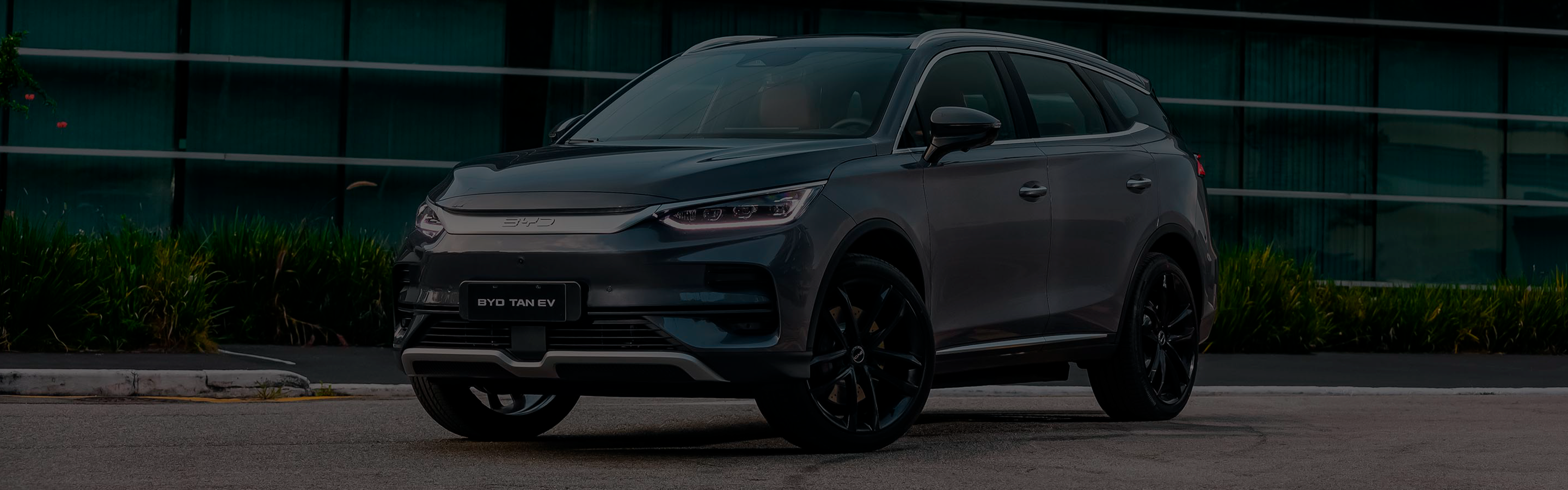 尊龙凯时 Manual Básico de Segurança no Trânsito