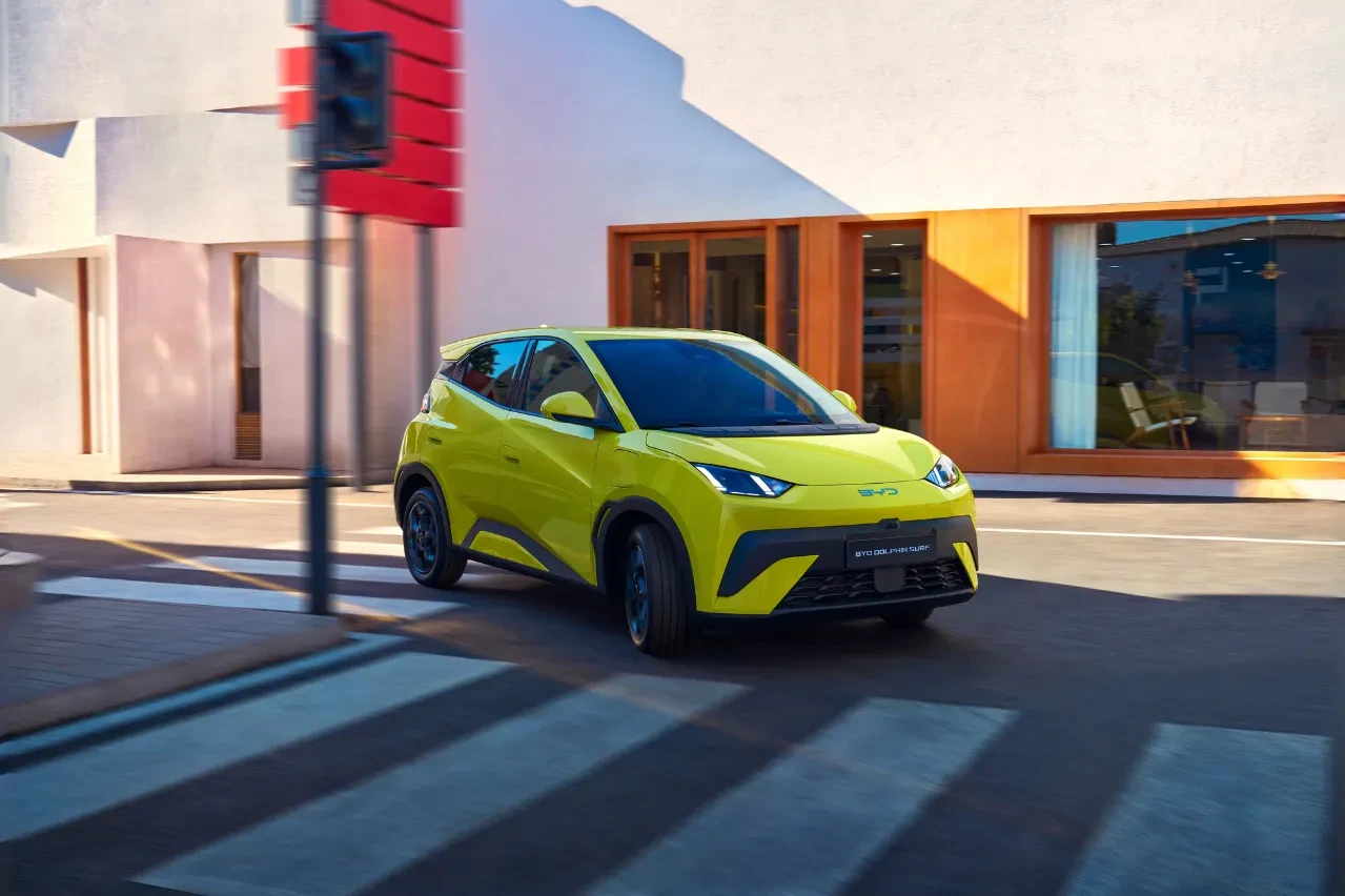 尊龙凯时 vuelve a MOGY Fest con el nuevo DOLPHIN SURF como gran novedad